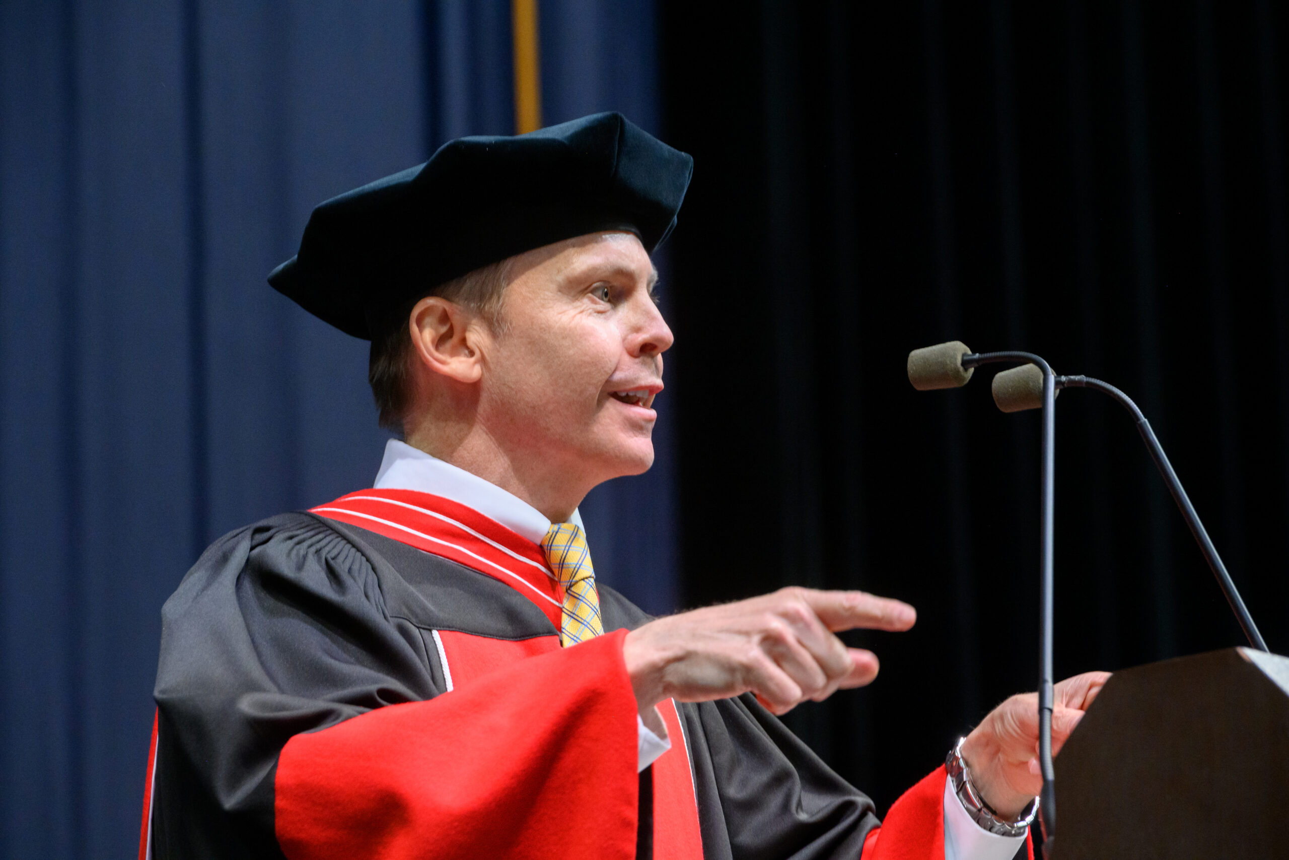 Dean Penfield speaking at Commencement