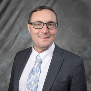 headshot of Noah Lenstra