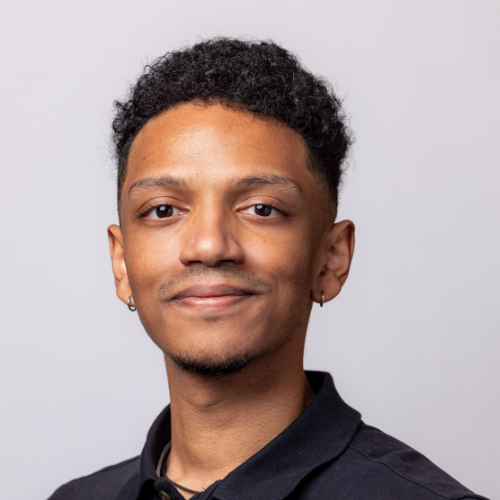 headshot of Devinne Moses